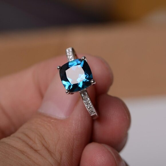 London Blue Topaz Ring 925 Sterling Silver - Picture 1 of 6